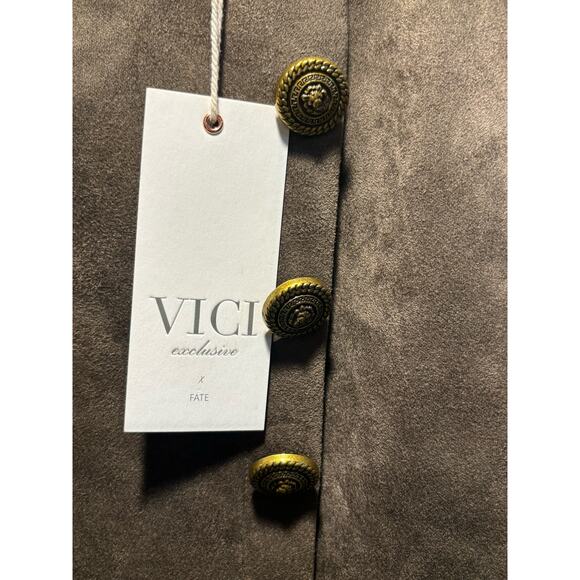 NWT Women’s Vici Skirt‎ - Picture 2 of 4